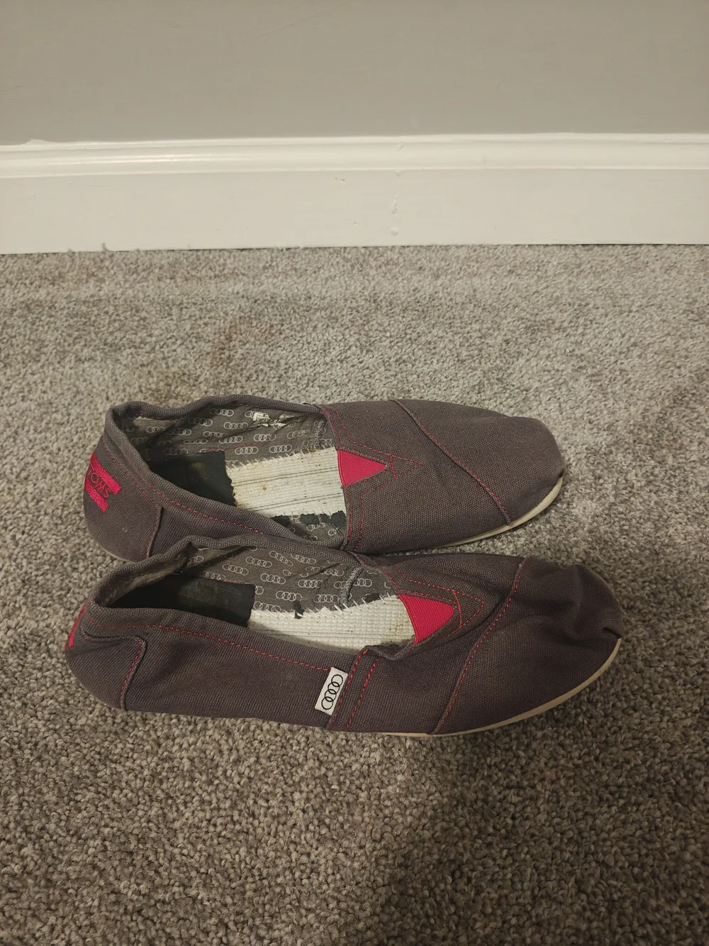 TOMS Audi Edition Slip-ons